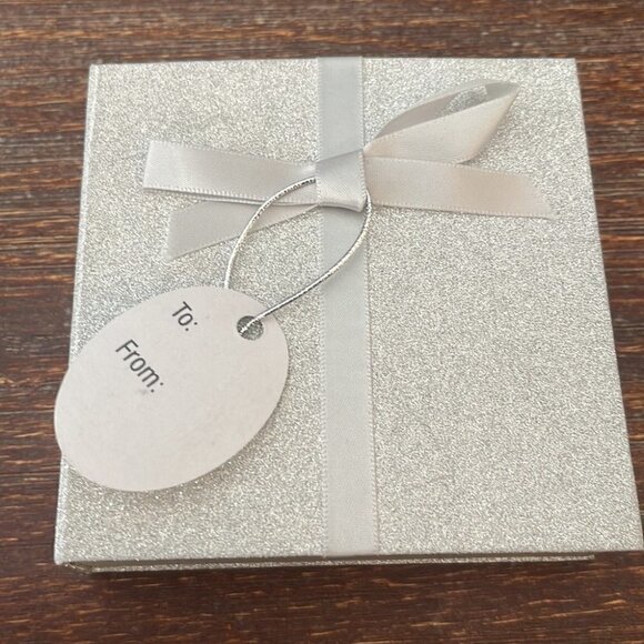 Honora - Genuine Red Pearl Necklace and Earring - Picture 3 of 4